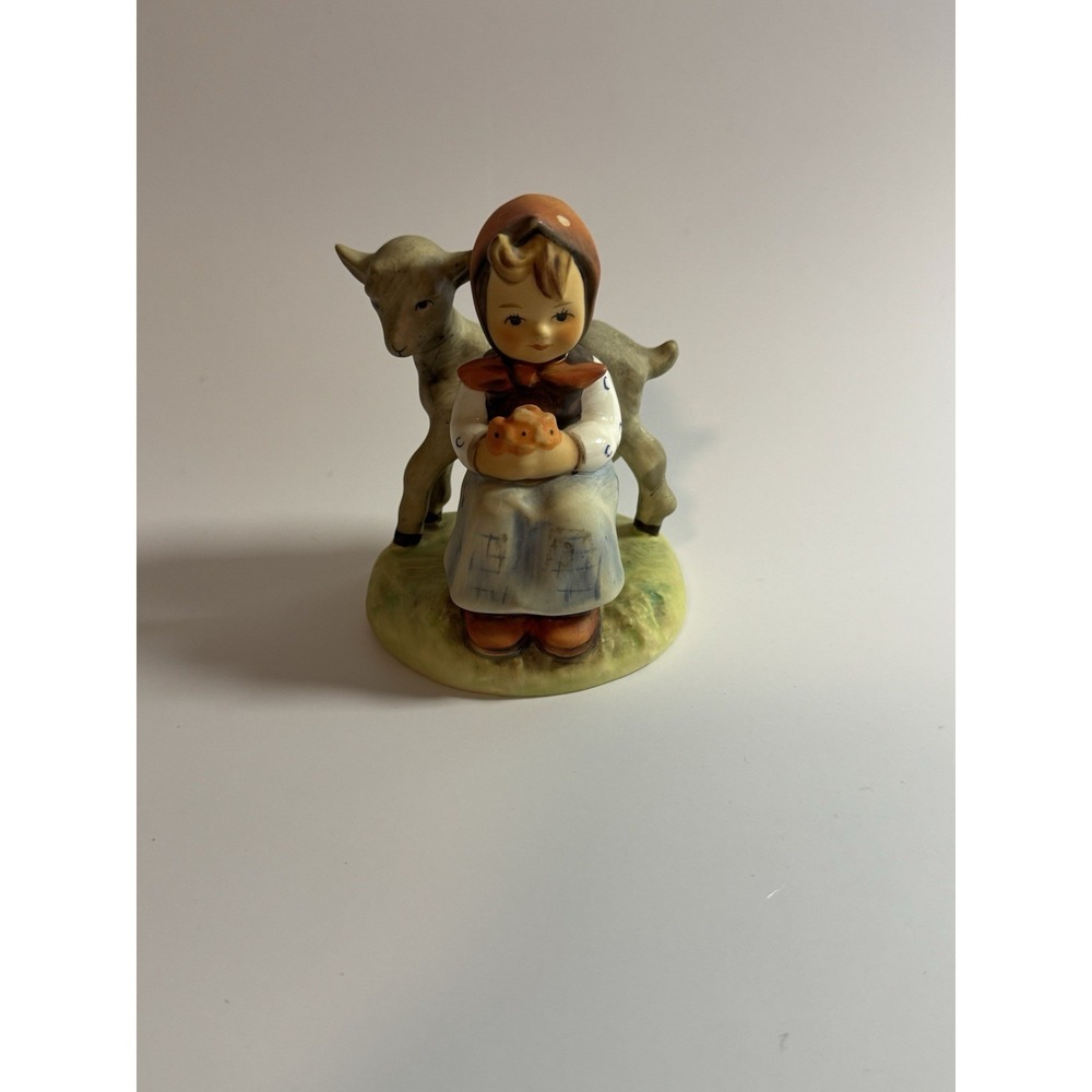 Hummel Figurine #182 "Good‎ Friends